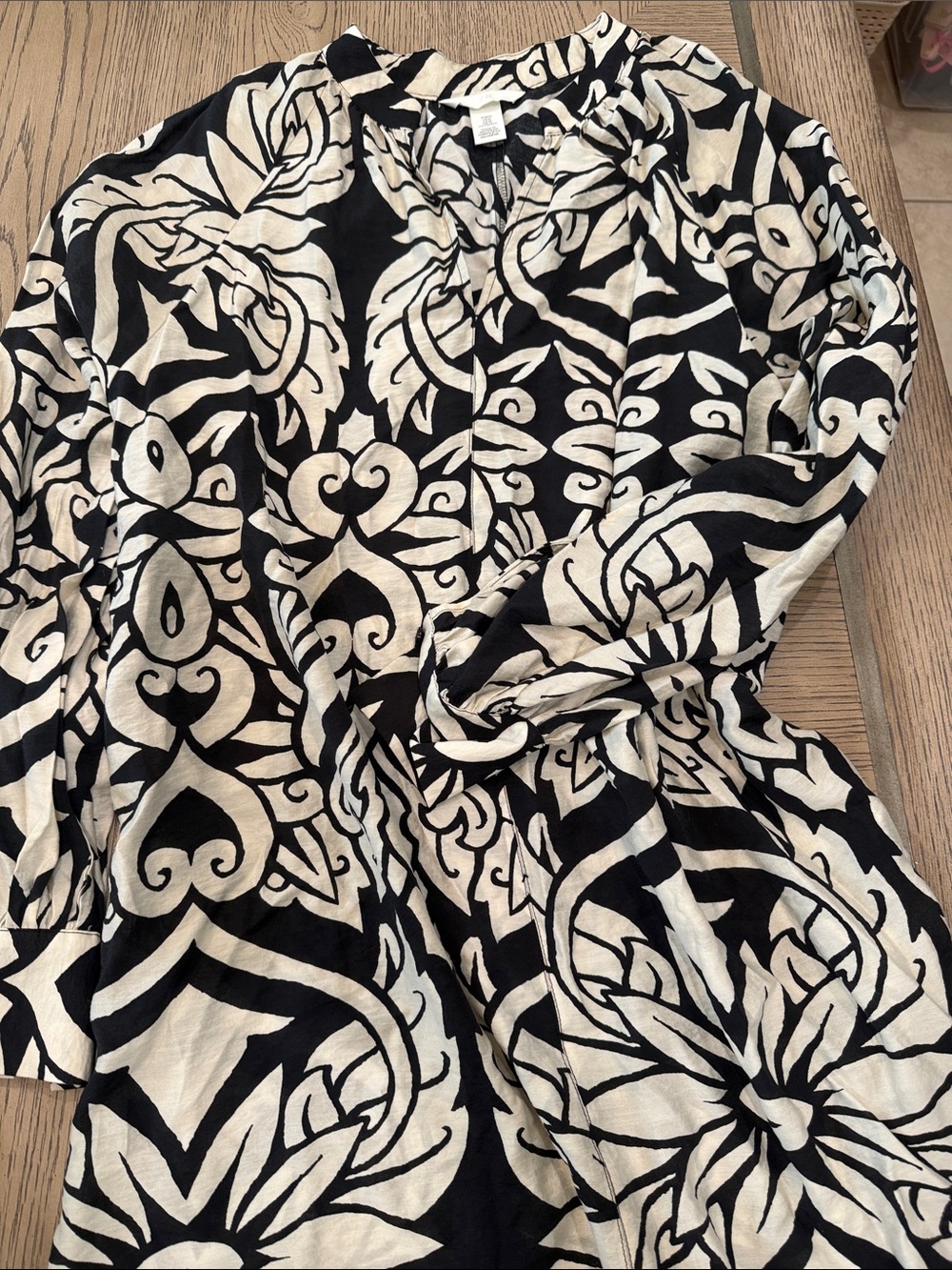 H&M Black and Cream Floral-Scroll Print Dress